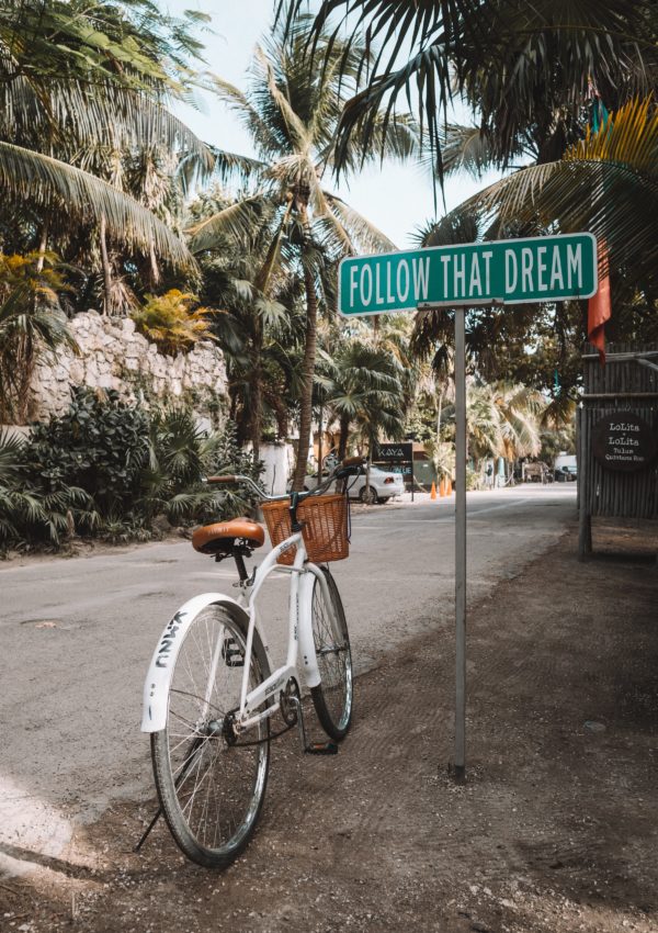 9 Tips for Beginning  Budget Travelers